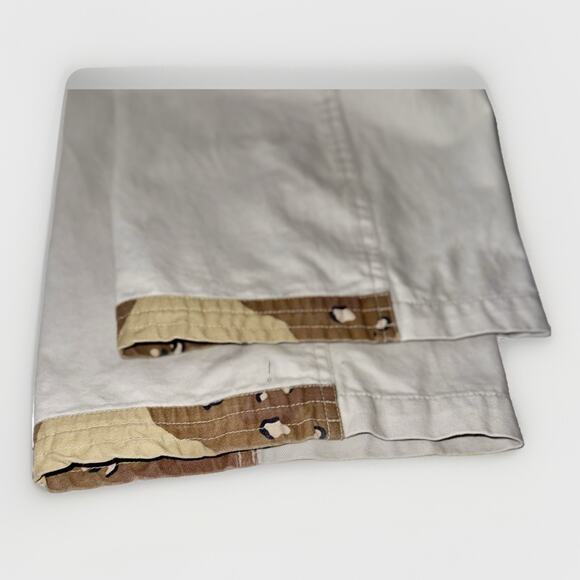 Vintage Y2K Bugle Boy Cargo Pants 30x30 Khaki Camo Wide Leg Patches Zip Pocket - Picture 8 of 12